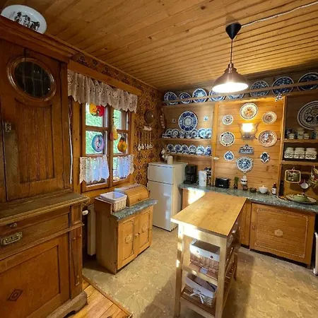 Lesniowka-lekawica Kolo Wadowic Ferienhaus *